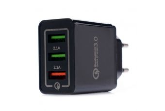 USB charger with fast charge port 220V, 2xUSB/2.1A +1USB/QC3.0 (KD1236)
