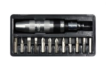 Отвертка цельнометаллическая ударная | с 13 битами (65123)